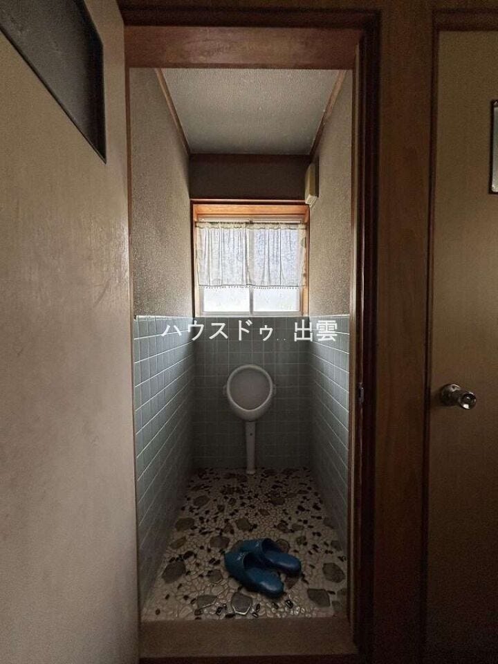 男性用トイレがあります。