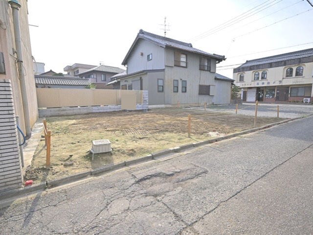 人気の整形地です♪
※セットバック:私道負担有 面積約 3.52 m?。