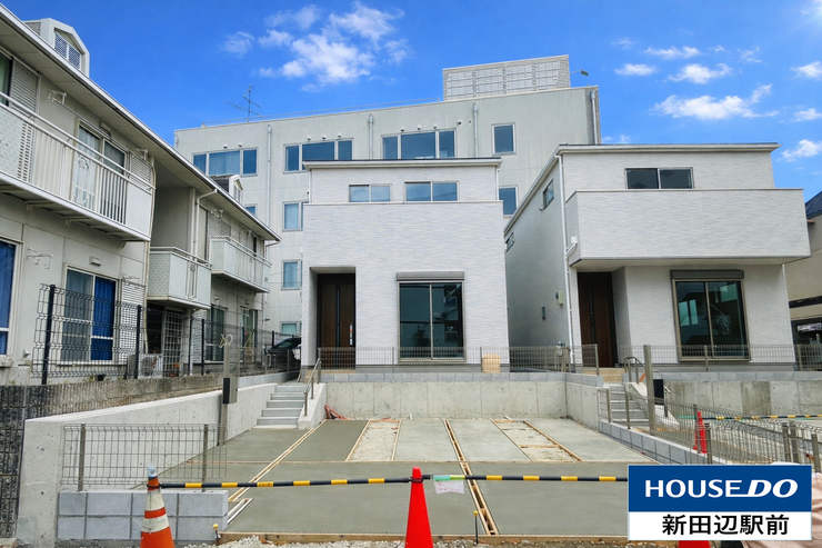 【外観】
片町線同志社前駅から徒歩7分の新築戸建4LDK