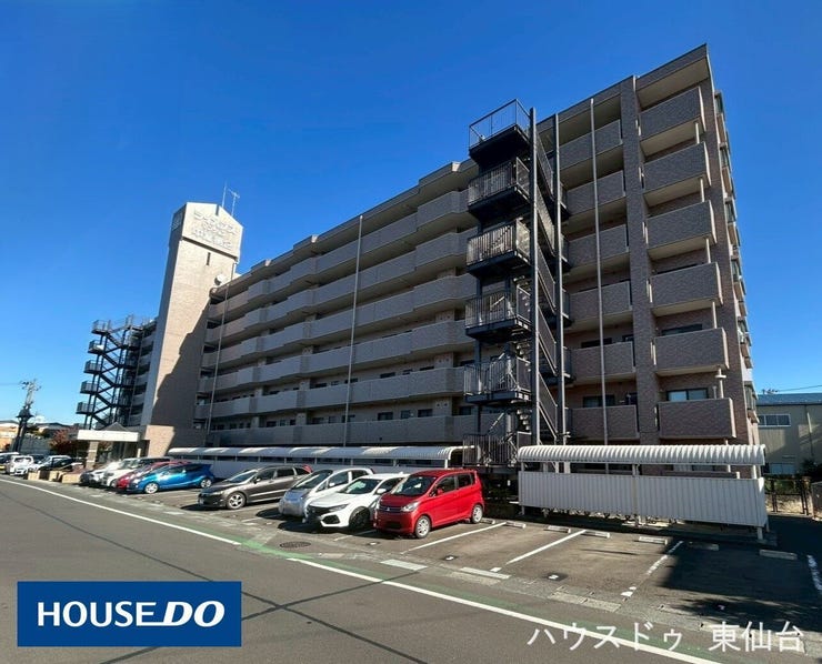 【外観】
最上階の7階のお部屋が2026年1月下旬リノベーション完成予定です♪