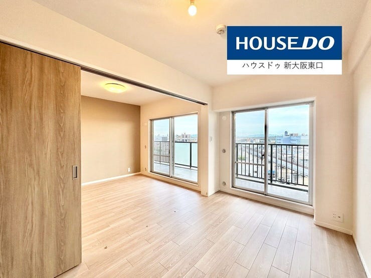 【外観】
広々リビング
南向きでとても明るいです