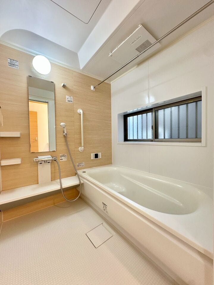 清潔感あふれる浴室は、疲れた体をゆったりと癒してくれます♪