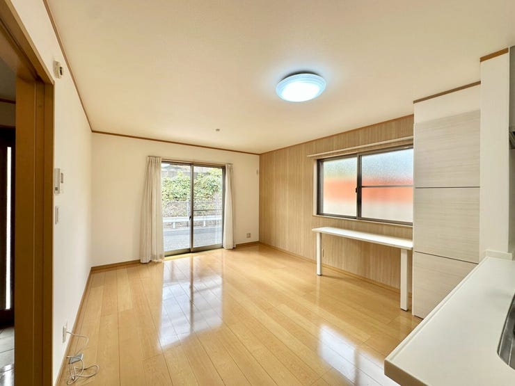 ナチュラルカラーを基調とし、ゆったりとしたLDKが魅力です