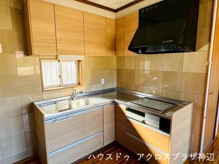 L型キッチンなので調理中も快適な動線でらくらく調理