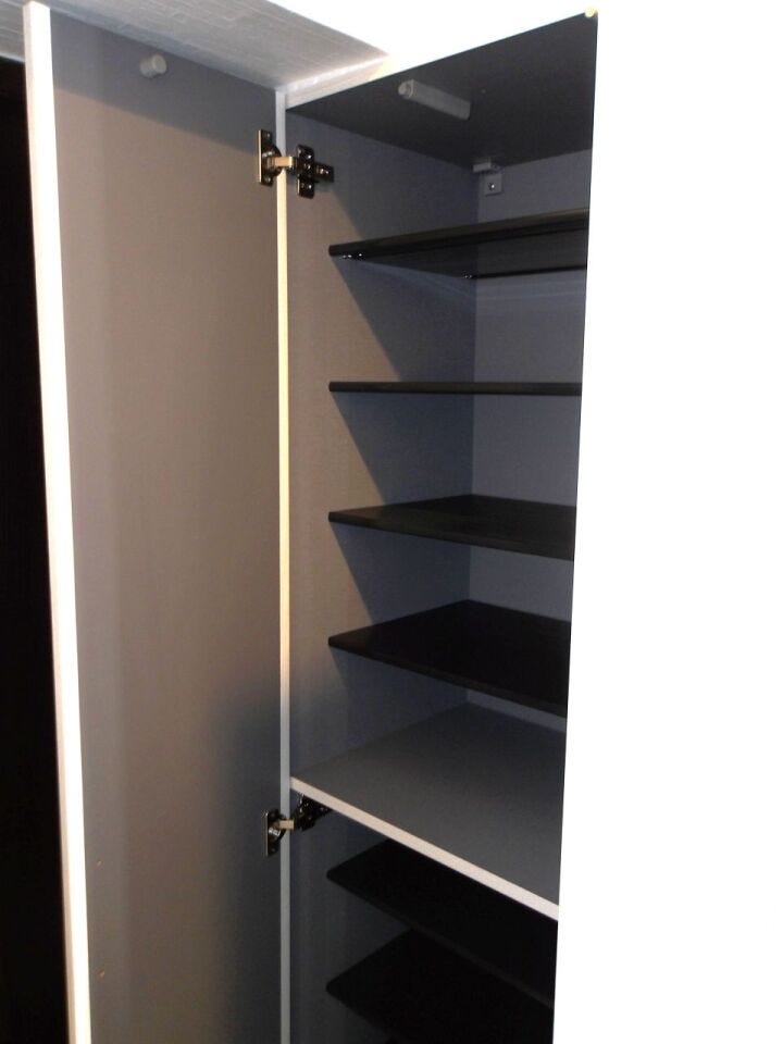 玄関にはシューズボックス