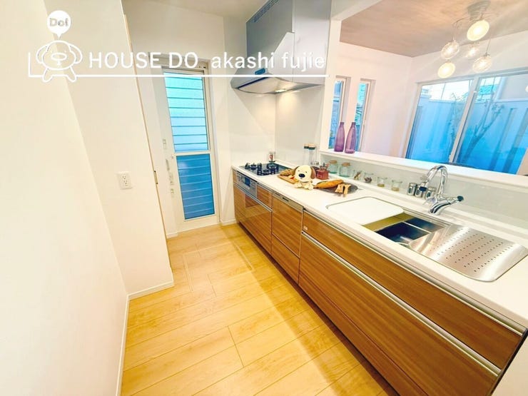 2025.11.22撮影
お問合せお待ち致しております!
【お問合せ フリーダイヤル:0120-077-712】