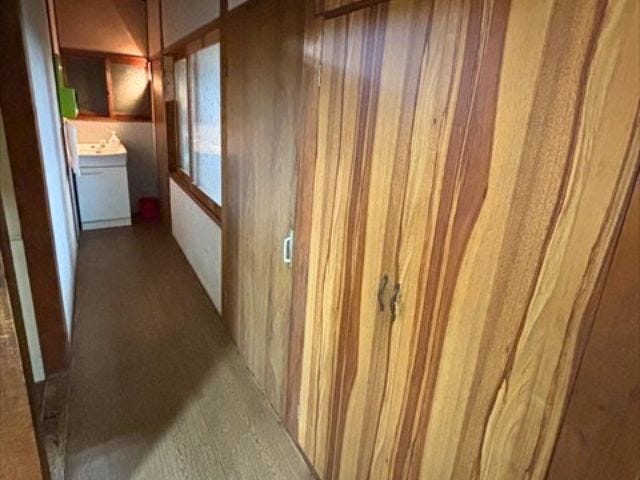 階段下も収納に。無駄な隙間を生みません◎(2025年12月7日撮影)