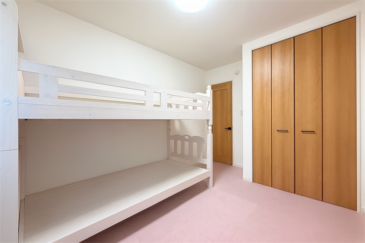 リメイクシートやウォールステッカーを貼るだけで
お部屋の雰囲気はガラッと変わって気分転換になります。