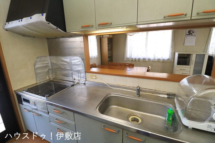本名町 中古戸建 【キッチン】
カウンターキッチンで家族の笑顔を見ながら調理できます