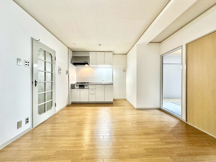 二つのお部屋からしっかりと光が取り込まれています