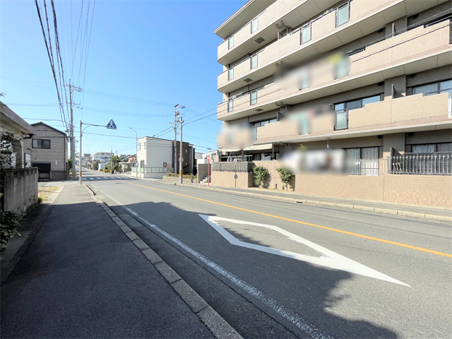 近隣の雰囲気は実際に見て、感じていただくのが一番です!
ぜひ現地を見に来てください♪お問い合わせお待ちしております。