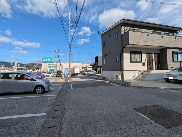 西側道路 南から北方向