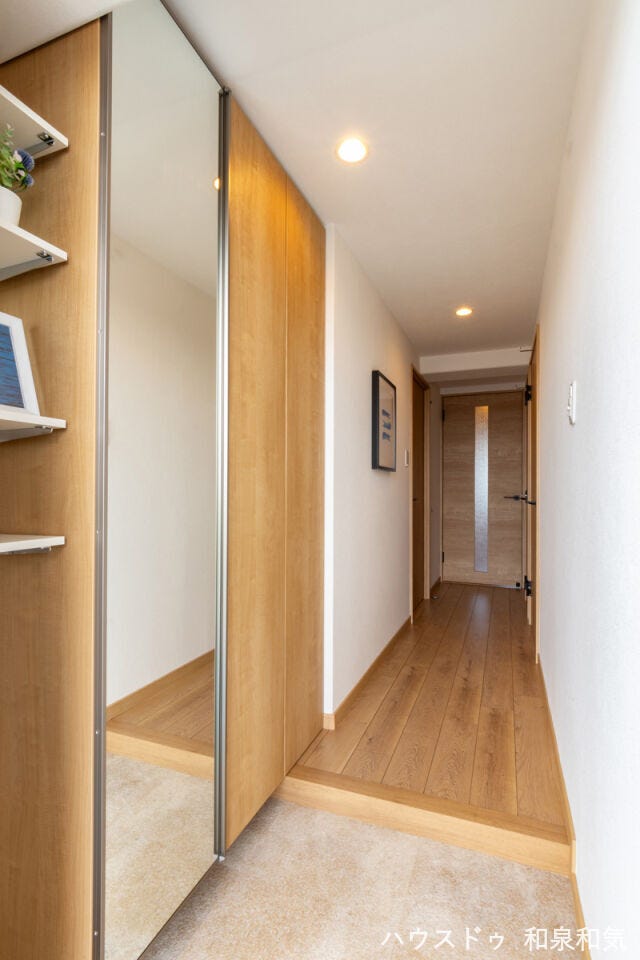 玄関収納も大きくて便利です