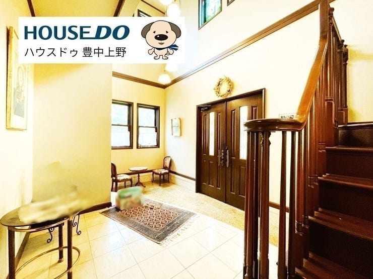 広々とした玄関!お庭も室内も広々としています♪