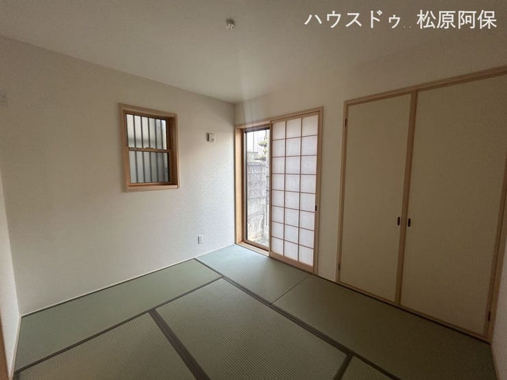 LDK横に5.25帖の和室あり