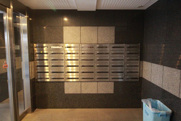 【集合ポスト】郵便物を受け取るための郵便受けも、きちんと管理されています。