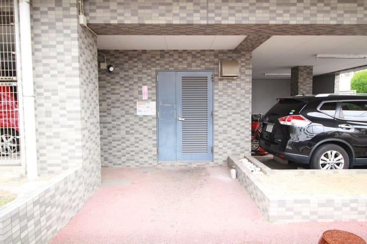 【ゴミ置き場】敷地内にあるので便利♪管理が行き届いているので安心です。