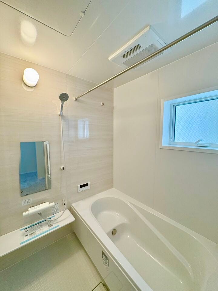 換気しやすい《窓のあるお風呂》でいつも快適!ストレスフリーな生活♪