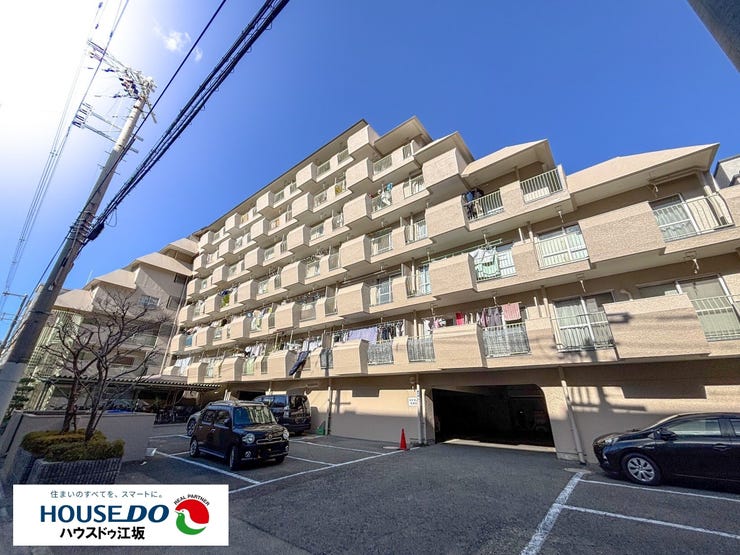 【外観】
【外観】学校の前ので目立ちやすい外観です!