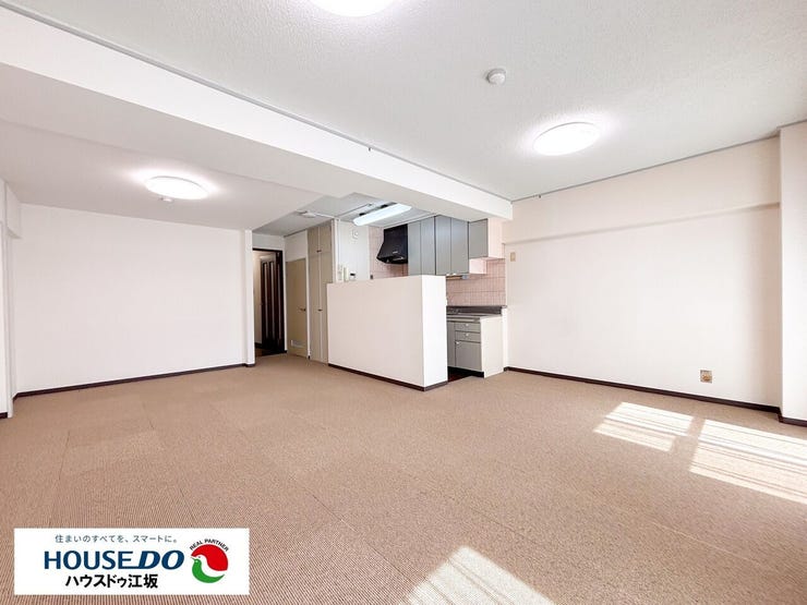 【リビング】約18帖の大きなリビング!広い!