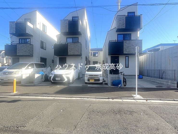 爽やかな印象の外観部分。飽きのこないデザインです。