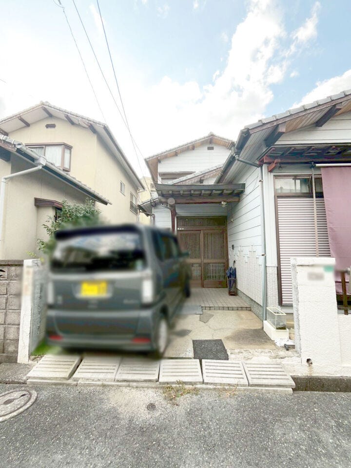 小倉南区八幡町 中古戸建て♪掘りごたつ♪モノレール城野駅まで徒歩6分♪小・中学校も徒歩圏内♪