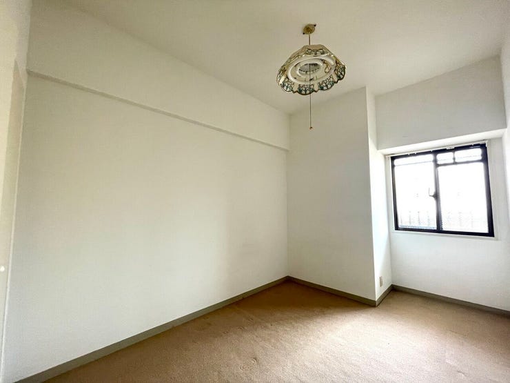 洋室:明るくておしゃれな洋室。実際に家具を置くイメージをしてみるとワクワクしますね!