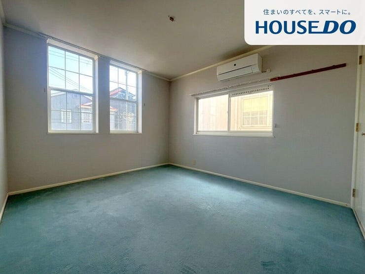 約6.5帖の明るい室内空間です。