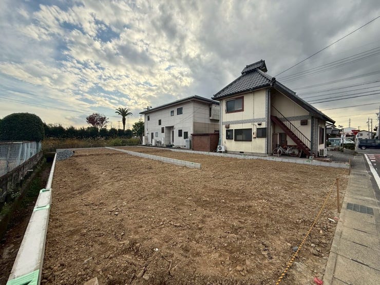 完成前の物件購入が不安な方は、同じ建築会社の別物件を内覧することで
物件の雰囲気を確認できます!
ハウスドゥ小牧味岡店は即対応が可能です!ぜひご相談ください!