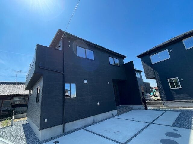 安心の無料定期点検サポート。ケイアイプランニングの住宅は手厚い定期点検で手厚くサポート。入居2年後の「前期点検」5年ごとの「後期点検」でお客様の幸せで安全な生活を末永く守ります。