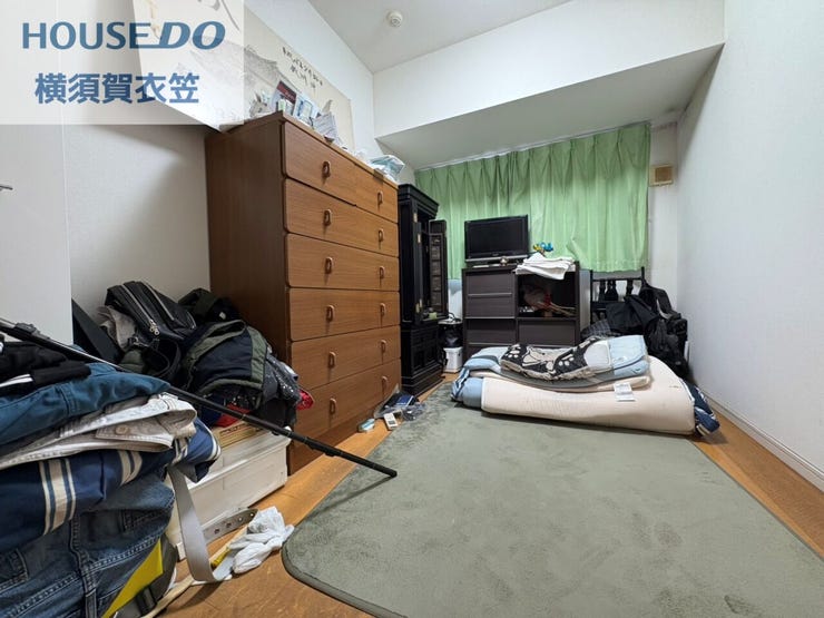 すべての洋室にきちんとしたクローゼットを設けました。奥行きがしっかりあり、お気に入りのお洋服をたくさんしまっておけます。常にお部屋もスッキリ保っていただけます。