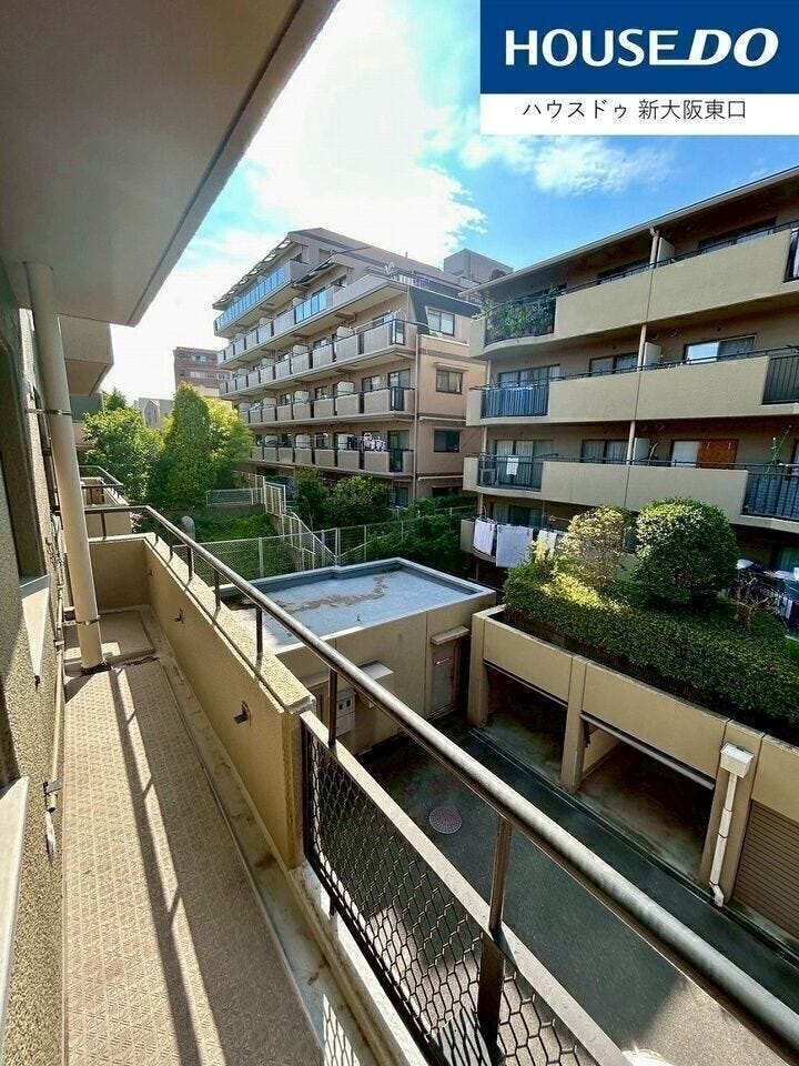 こちらは北側の花代となります。
こちらも抜けていて陽当たりがよても良いですね!