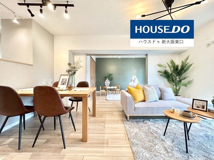 【外観】
東向きのバルコニーがある16.5帖のLDKです。
奥は大きなクローゼットがある6帖の子供部屋です。
(一部リフォーム中)