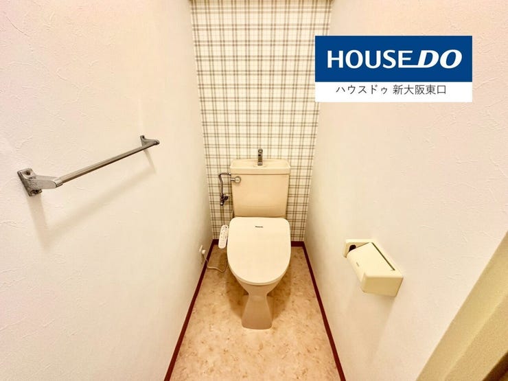 温水洗浄付きの便座です。