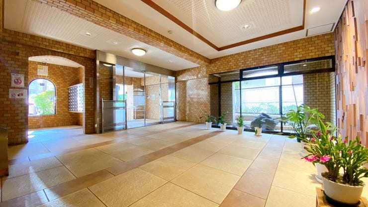 あたたかな陽が差し込む日当り良好の立地です。