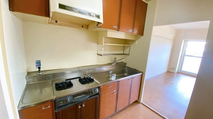 大きなシンクと調理台で、キッチンでの作業がはかどります♪