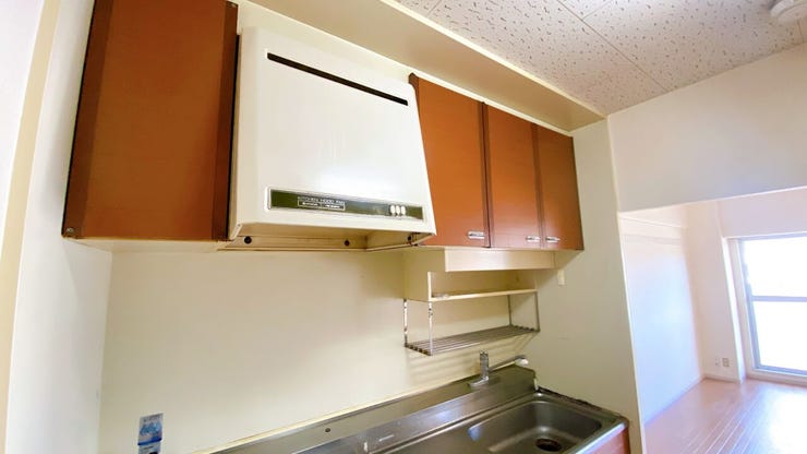 収納スペースがたくさんあり、キッチン用品がたくさん収納できます。