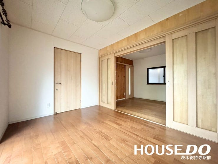 【2階 6帖洋室】