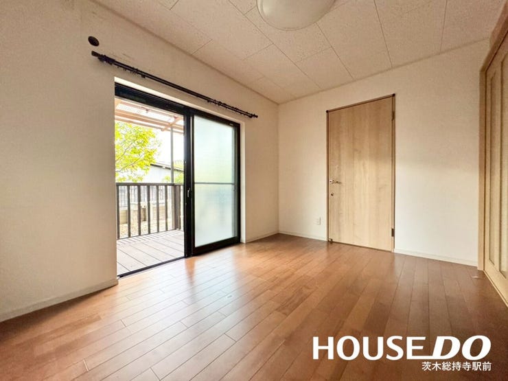 【1階 6帖洋室】