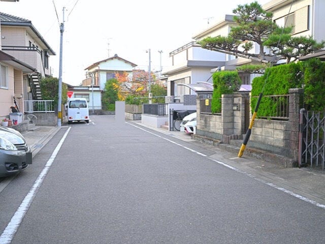 前面道路幅員 約6.0mございます。