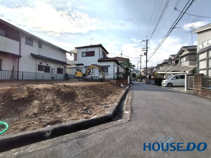 見通しの良い道路なのでお子様も安心ですね。