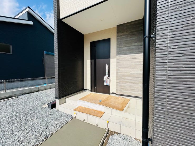 ◇玄関はタッチ式スマートキー◇