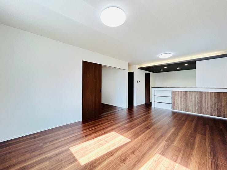 ◇20帖近いLDKは開放的な空間です◇