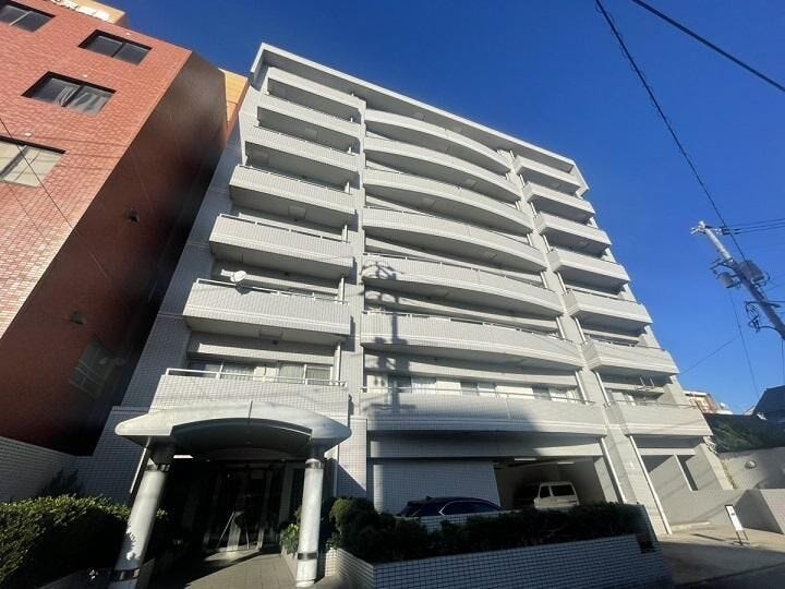 【外観】
◆2025年10月末リフォーム完了!
◆ペット相談◎
◆最上階角部屋です♪