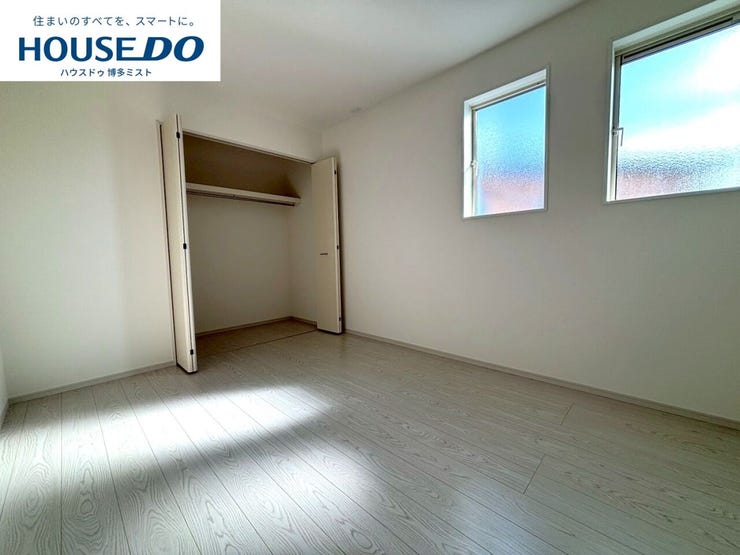 【家族のプライベート空間】お子様の成長に合わせて、プライバシーを考えた子供部屋も大切。収納や採光を考え、過ごしやすい空間に。