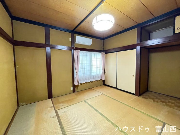1F 8畳和室