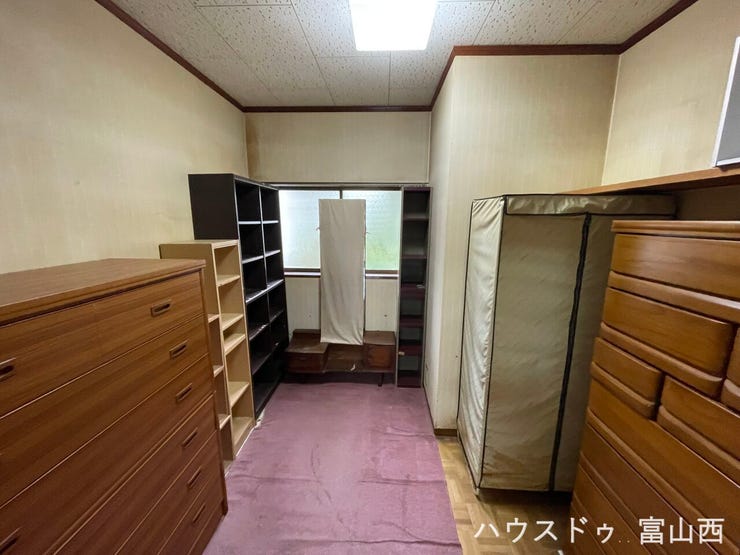 1F 約4畳の納戸