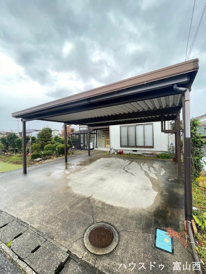 カーポート2台分