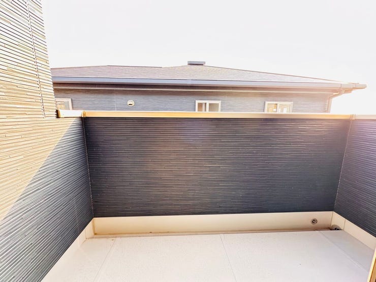 ◇ホールからのバルコニー☆