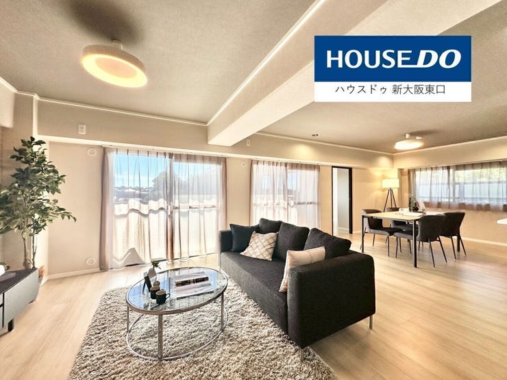 天井にもアースカラーのアクセントクロス。
眺望も良好です。